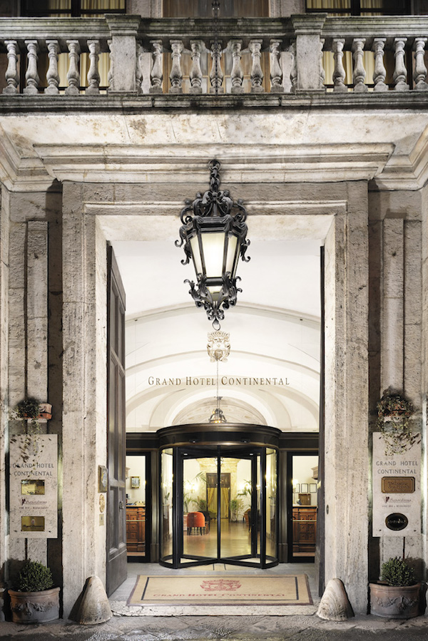 Il “Salotto di Asia Neri” al Grand Hotel Continental Siena – Starhotels Collezione