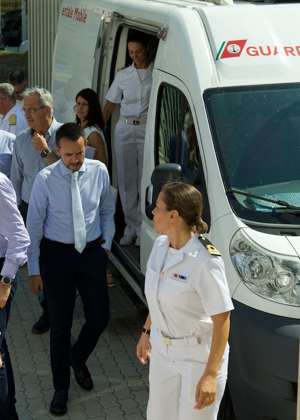 Il Presidente ed il Direttore Generale dell’ISPRA in visita al Laboratorio Ambientale della Guardia Costiera