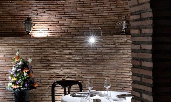 Il giovane Chef Josè Amici presenta il suo menù nel suo ristorante Monte 2 Torri Gourmet