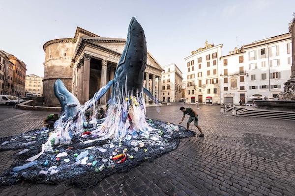 Greenpeace: la plastica monouso di Coca Cola, Pepsi e Nestlè inquina il Pianeta