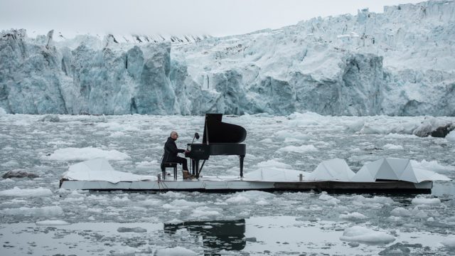 Greenpeace presenta la mostra fotografica su impatti cambiamenti climatici su persone e ambiente: «Basta tergiversare, viviamo un’emergenza gravissima»