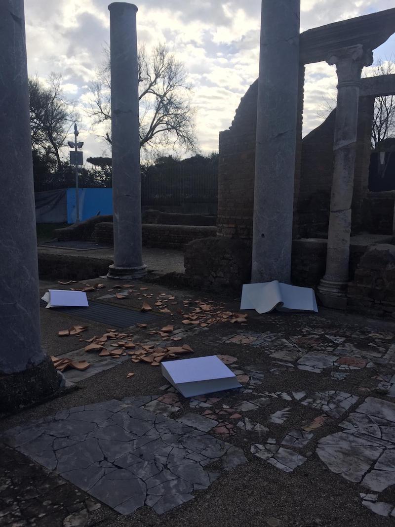 “Arte in memoria”: la mostra al Parco Archeologico di Ostia Antica prorogata fino al 28 aprile 2019