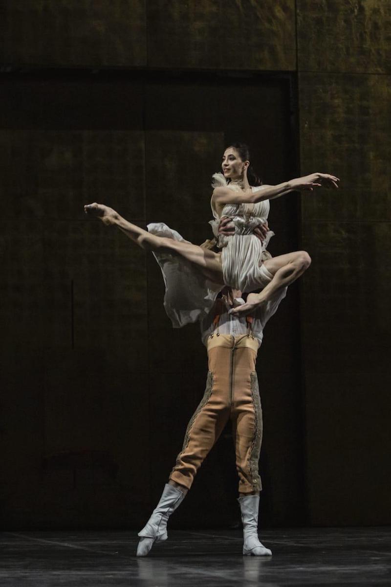 Una Biancaneve molto dark quella di Anjelin Preljocai in scena al Teatro dell’Opera di Roma