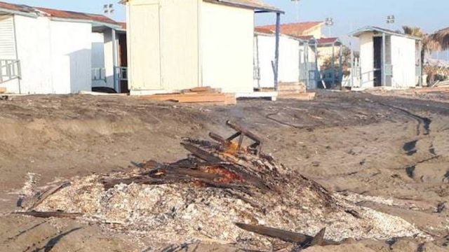 Sinistra Italiana X Municipio: Spiagge “plastic free” con tanto di iniziativa, a quando saranno anche “cemento free” visto che il cemento, anche abusivo, non manca di certo sul mare di Roma?