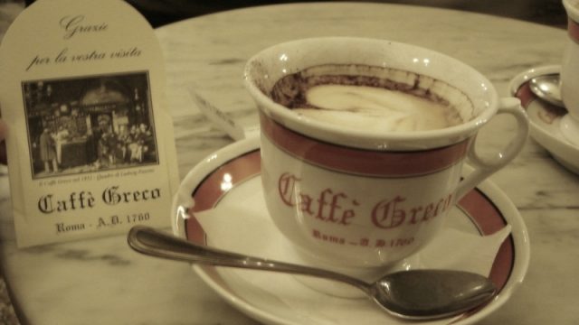 Rimandato a Gennaio lo sfratto per lo storico Caffè Greco di Roma: Solidarietà e partecipazione nel mondo della cultura
