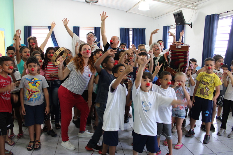 E’ di ritorno dal Brasile la carovana di “sognAttori” del progetto “Teatri Senza Frontiere” della rete nazionale di teatro per ragazzi “Utopia”. 