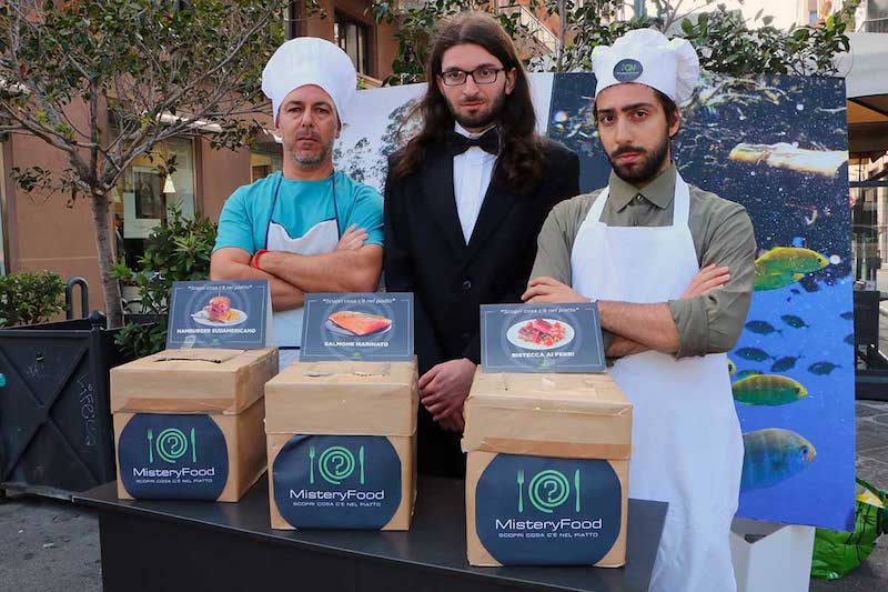 Greenpeace in piazza in 18 città invita a giocare con Mistery Food: “Non mangiamoci il Pianeta”