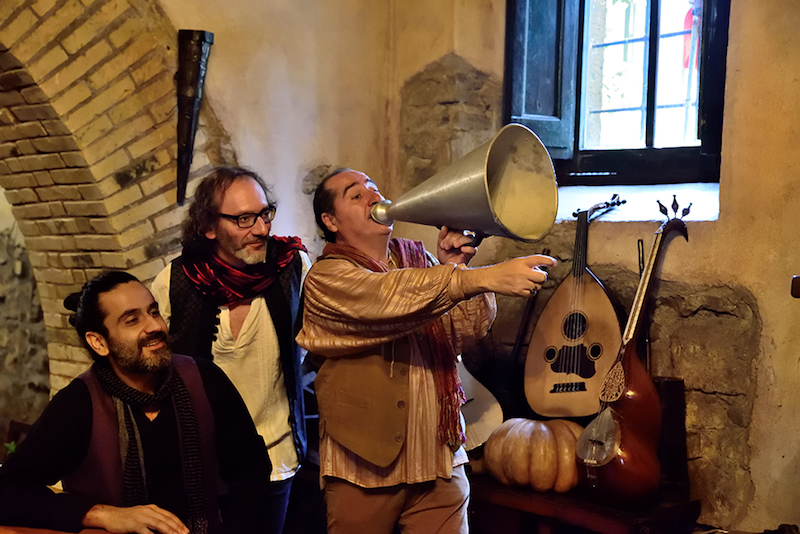Musica a Roma: al Cafè Loti il trio Nando Citarella, Stefano Saletti e Pejman Tadayon presentano il Cd “In taberna”