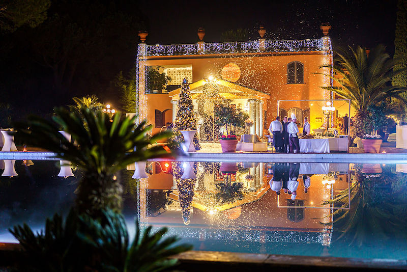 Il mondo del wedding si riunisce intorno ad una lodevole causa per l’evento “Christmas in love”, a Villa Dino.