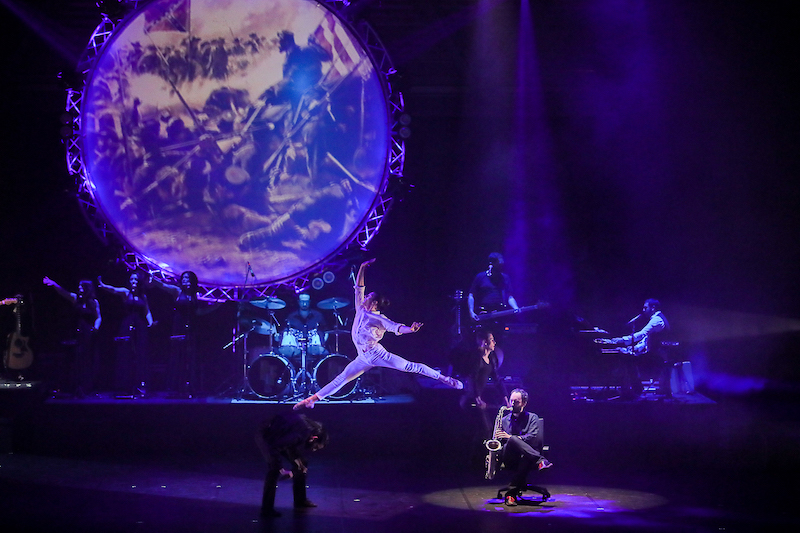 “Shine” Pink Floyd Moon : dal 3 marzo al Teatro Olimpico l’opera rock di Micha van Hoecke con i Pink Floyd Legend e la Compagnia Daniele Cipriani