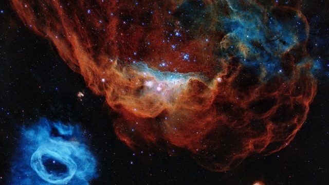 Hubble celebra il suo 30esimo anniversario con un arazzo sfolgorante di nascite stellari
