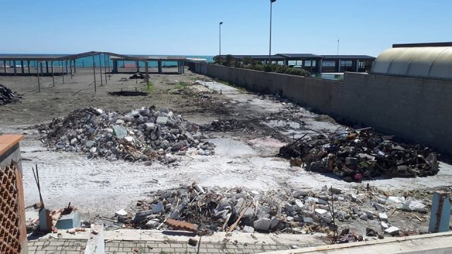 Sinistra Italiana X Municipio: Con il Comitato Mare X Tutti per dire chiaro e forte che la spiaggia libera ex Arca, ad oggi interdetta nonostante le promesse, va bonificata e riconsegnata ai cittadini. 