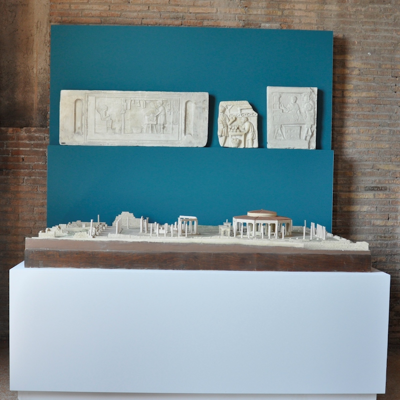Ai Mercati di Traiano la mostra Civis Civitas Civilitas  si arricchisce di 24 plastici, 5 rilievi e un ritratto