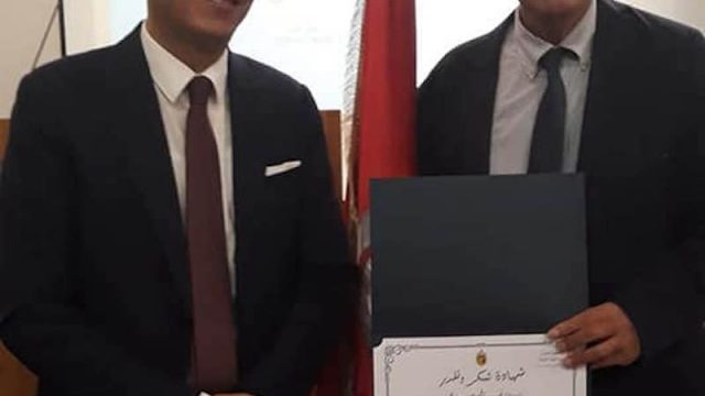Tunisia, Co-mai: grazie all’ambasciata e al consolato tunisino per la premiazione di Foad Aodi per l’impegno contro il Coronavirus nella “Giornata della Scienza” dove sono stati premiati più di 100 giovani tunisini appena diplomati.