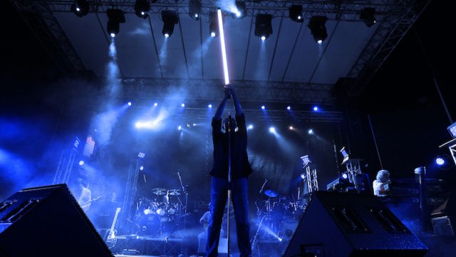 Ostia Antica Festiva: domani, il grande omaggio a De André con Michele Ascolese ed Ellade Bandini con Hotel Supramonte. 8 agosto Michela Murgia