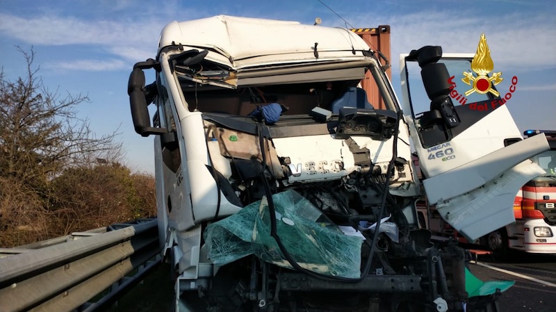 Vigili del Fuoco – Portogruaro (VE), Incidente mortale in A4 tra tre mezzi pesanti