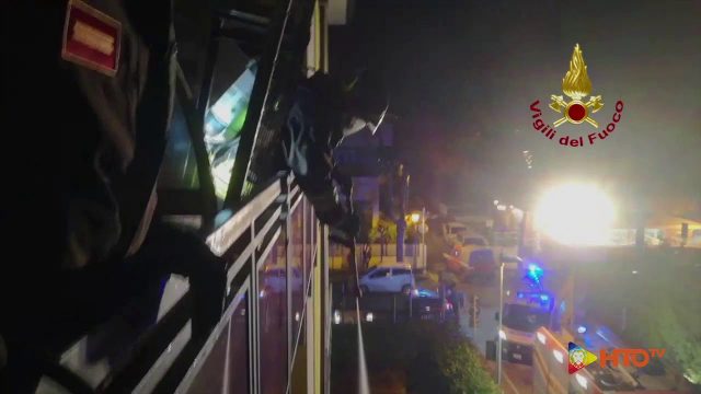 Vigili del Fuoco – Rimini, Incendio albergo dismesso, Intossicato dal fumo un ragazzo