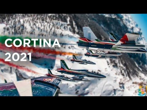 Cortina 2021 – Campionati del Mondo di Sci Alpino, GdF – Il sorvolo delle Frecce Tricolori nel cielo della località Dolomitica