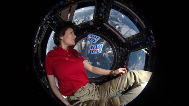 L’astronauta ESA Samantha Cristoforetti tornerà a bordo della Stazione Spaziale Internazionale nel 2022
