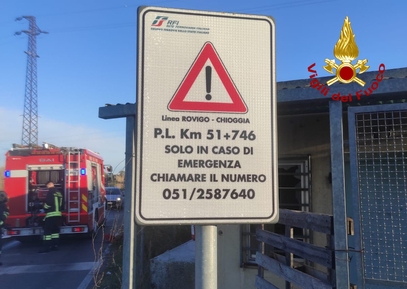 Vigili del Fuoco – Chioggia (VE), A fuoco centralina elettrica della linea ferroviaria Chioggia-Rovigo