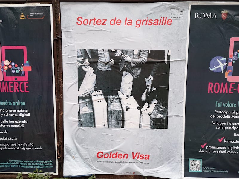 Rogelio López Cuenca – “A quel paese”: L’opera “Golden Visa”, composta da 10 manifesti, sono installati da oggi, e fino al 28 marzo, in 250 dispositivi pubblicitari della città di Roma