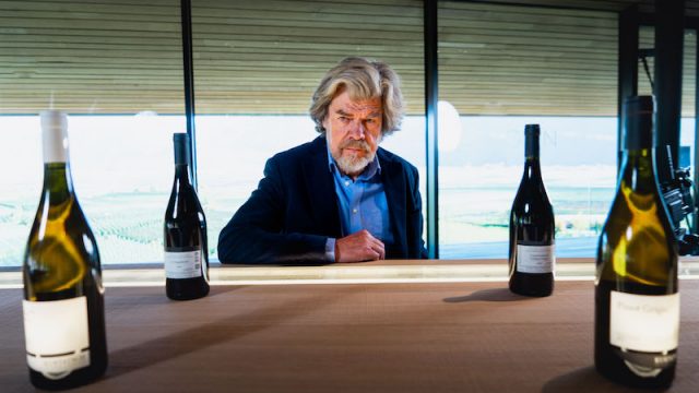 Il Consorzio Vini Alto Adige presenta il fiabesco ed emozionante spot con Reinhold Messner protagonista