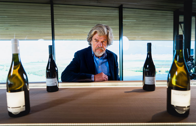 Il Consorzio Vini Alto Adige presenta il fiabesco ed emozionante spot con Reinhold Messner protagonista