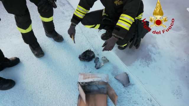 Vigili del Fuoco – Padova, Principio di incendio in un pacchetto al Centro Postale di smistamento