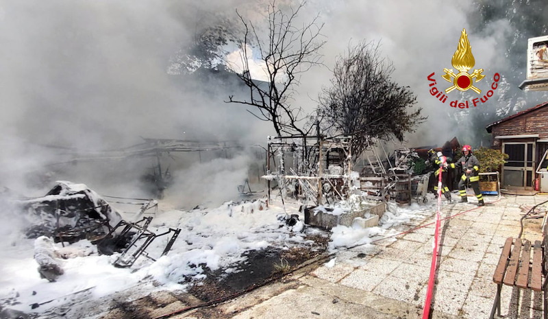 Vigili del Fuoco – Marghera (VE), Incendio di un capannone agricolo in Via Ca’ Emiliani: Ustionato un anziano