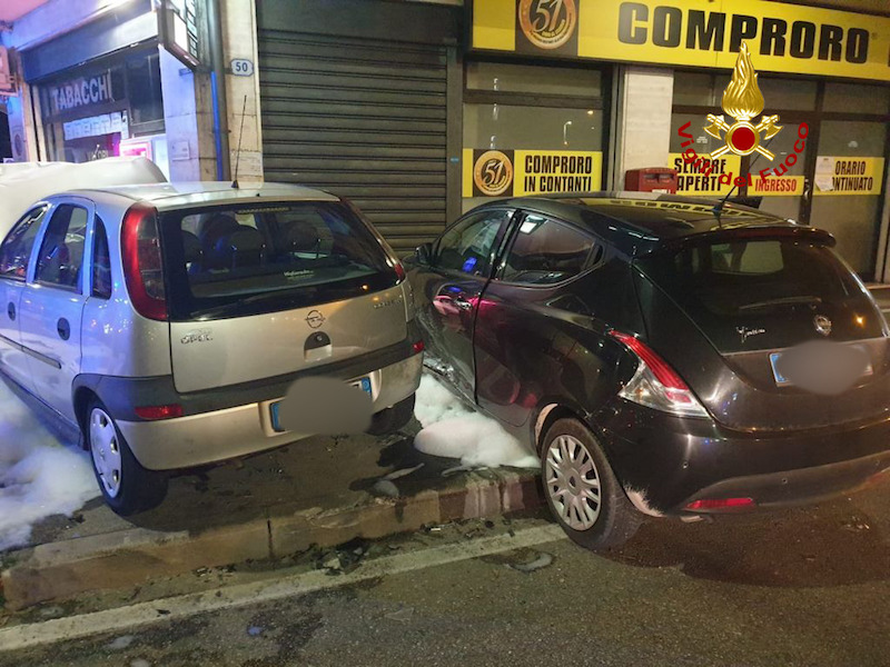 Vigili del Fuoco – Padova, Incidente tra due auto ed una moto in Via Turazza: Deceduto sul colpo il centauro, un fotografo 64enne