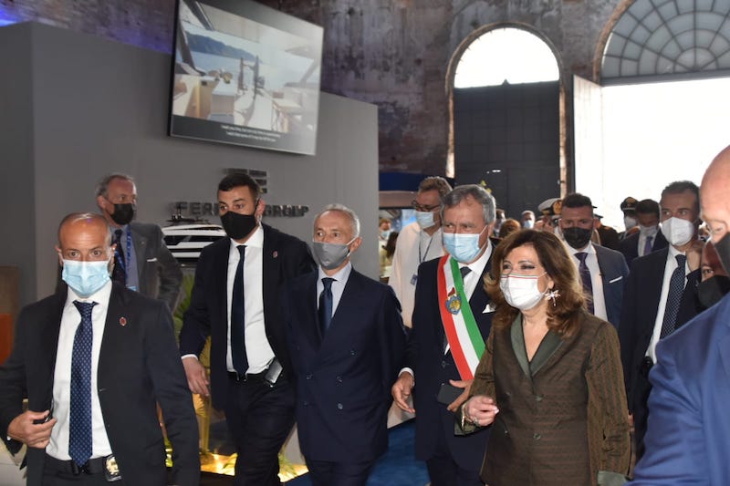 Salone Nautico Venezia 2021 – Cerimonia di inaugurazione della seconda edizione con le Frecce Tricolori che hanno sorvolato l’Arsenale (SLIDESHOW)