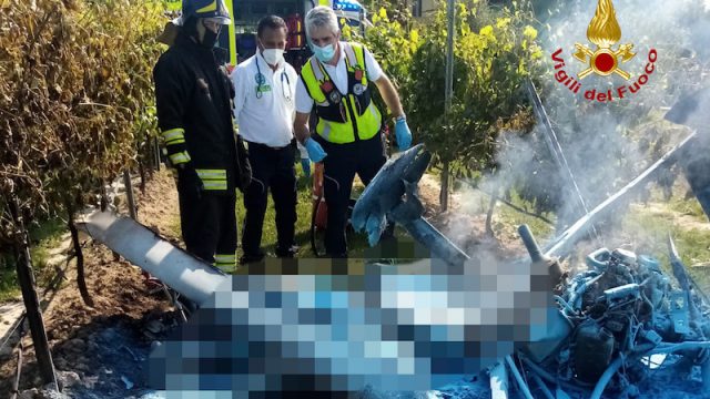 Vigili del Fuoco – Musile di Piave Loc. Caposile (VE), Precipita ultraleggero nei pressi dell’avio superfice: Deceduto sul colpo il pilota 63enne