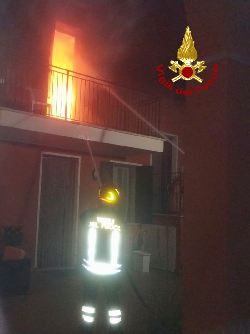 Vigili del Fuoco – Campolongo Maggiore (VE), Incendio di un’abitazione: Gravi i danni ma nessun ferito