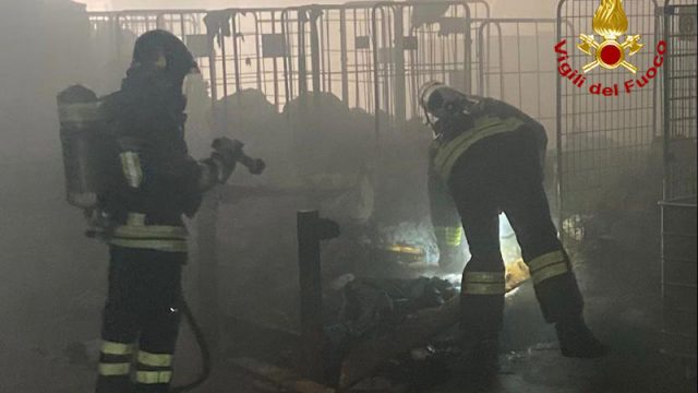 Vigili del Fuoco – Abano Terme (PD), Incendio nel locale lavanderia di un albergo in Via Flacco