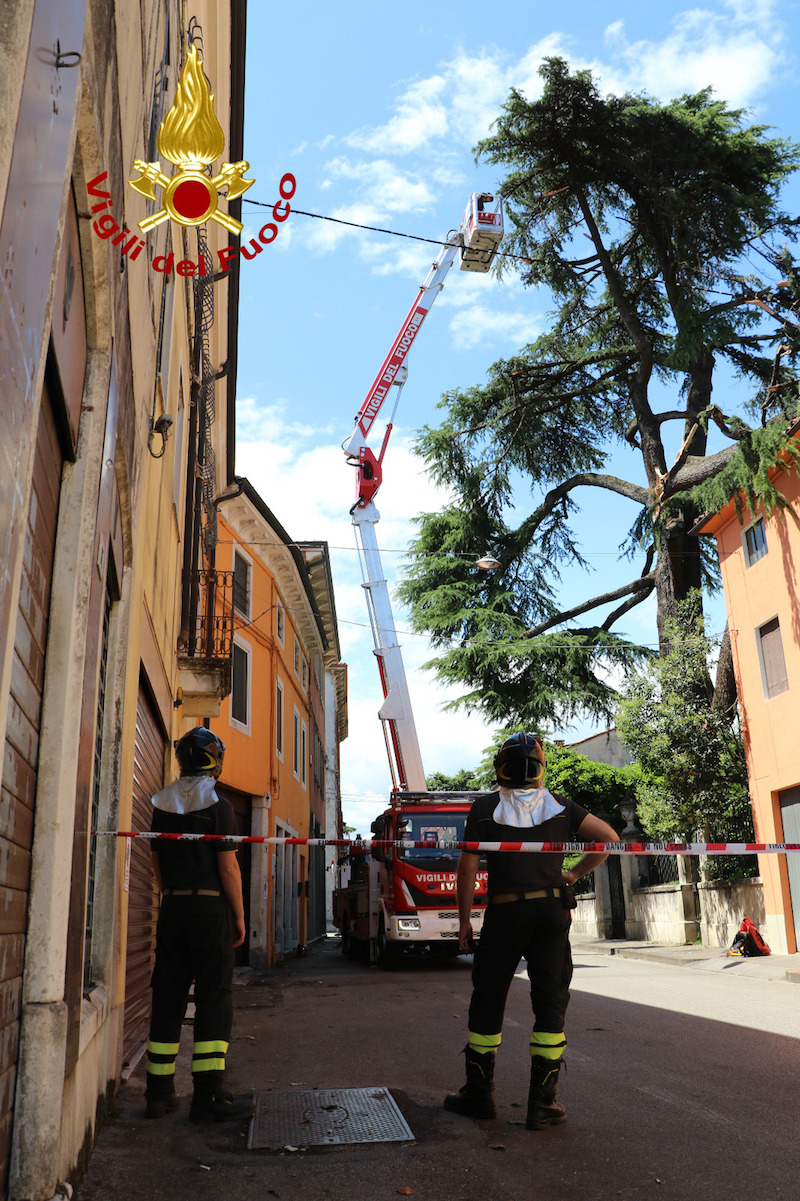 Vigili del Fuoco – Montecchio Maggiore (VI), Interventi per la forte ondata di maltempo che ha flagellato la Provincia di Vicenza