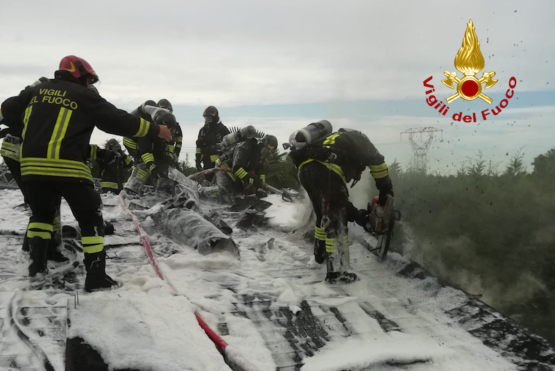 Vigili del Fuoco – Asseggiano (VE), Incendio del tetto in legno di un’abitazione durante la posa in opera della guaina in asfalto