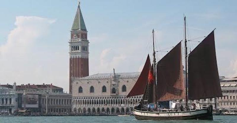 Venezia – Aiutiamo “Il Nuovo Trionfo” a continuare a galleggiare: Campagna di Crowdfunding per il restauro dell’ultimo Trabaccolo