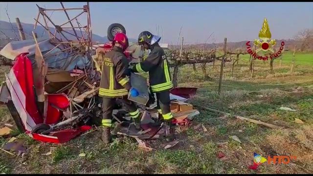 Barbarano Vicentino (VI) – Precipitato ultraleggero in fase di atterraggio: Deceduto il passeggero, ferito gravemente il pilota