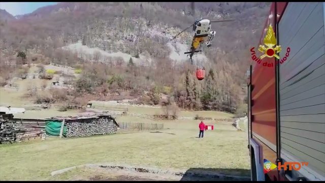 Longarone Loc. Fortogna – Vasto incendio boschivo: Elicotteri in azione per domare le fiamme
