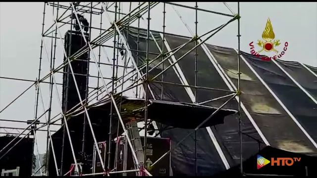 Bassano del Grappa (VI) – AGGIORNAMENTO: Iniziate le operazioni per la rimozione della tettoia crollata sul palco per il concerto di Elisa