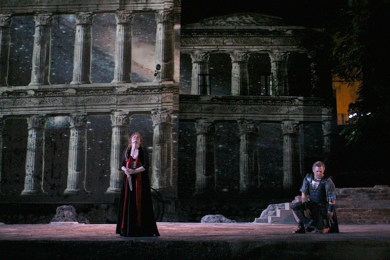 Bellini Festival – La mostra fotografica “Sulle sacre pietre: la ‘Norma’ al Teatro Antico di Taormina” (23 settembre – 3 novembre 2022)