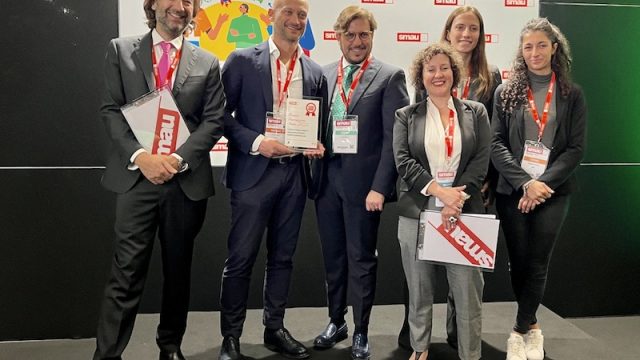 REIWA Engine, startup di Vittoria, premiata a SMAU per innovazione con SandStorm, il robot che pulisce i pannelli fotovoltaici