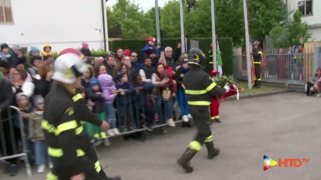 Vigili del fuoco Volontari di Mirano (VE), Caserma Aperta 2024 – Cerimonia dell’Alzabandiera