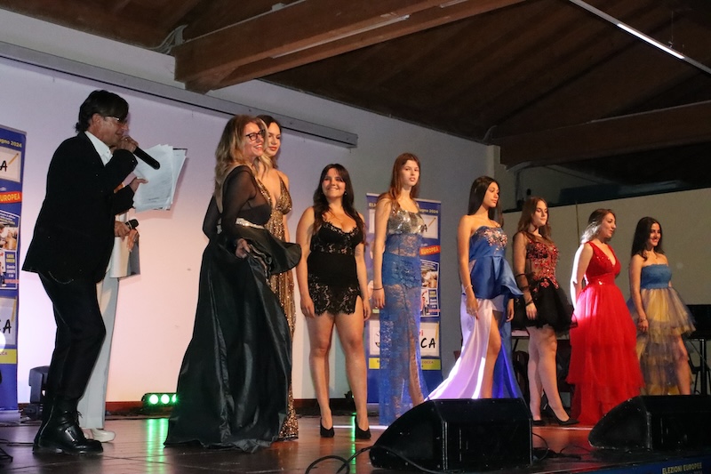 Miss Padania 2024: un grande successo per gli abiti inediti di Miriam Tirinzoni