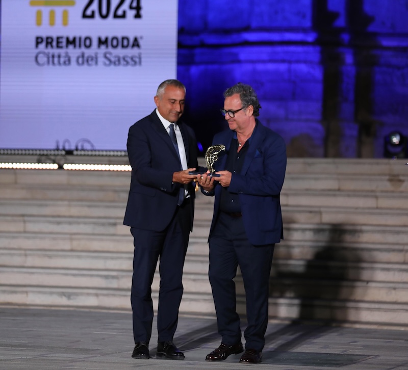 Al Premio Moda “Citta’ dei Sassi” 2024 vince la stilista messinese Carmen Vulcano