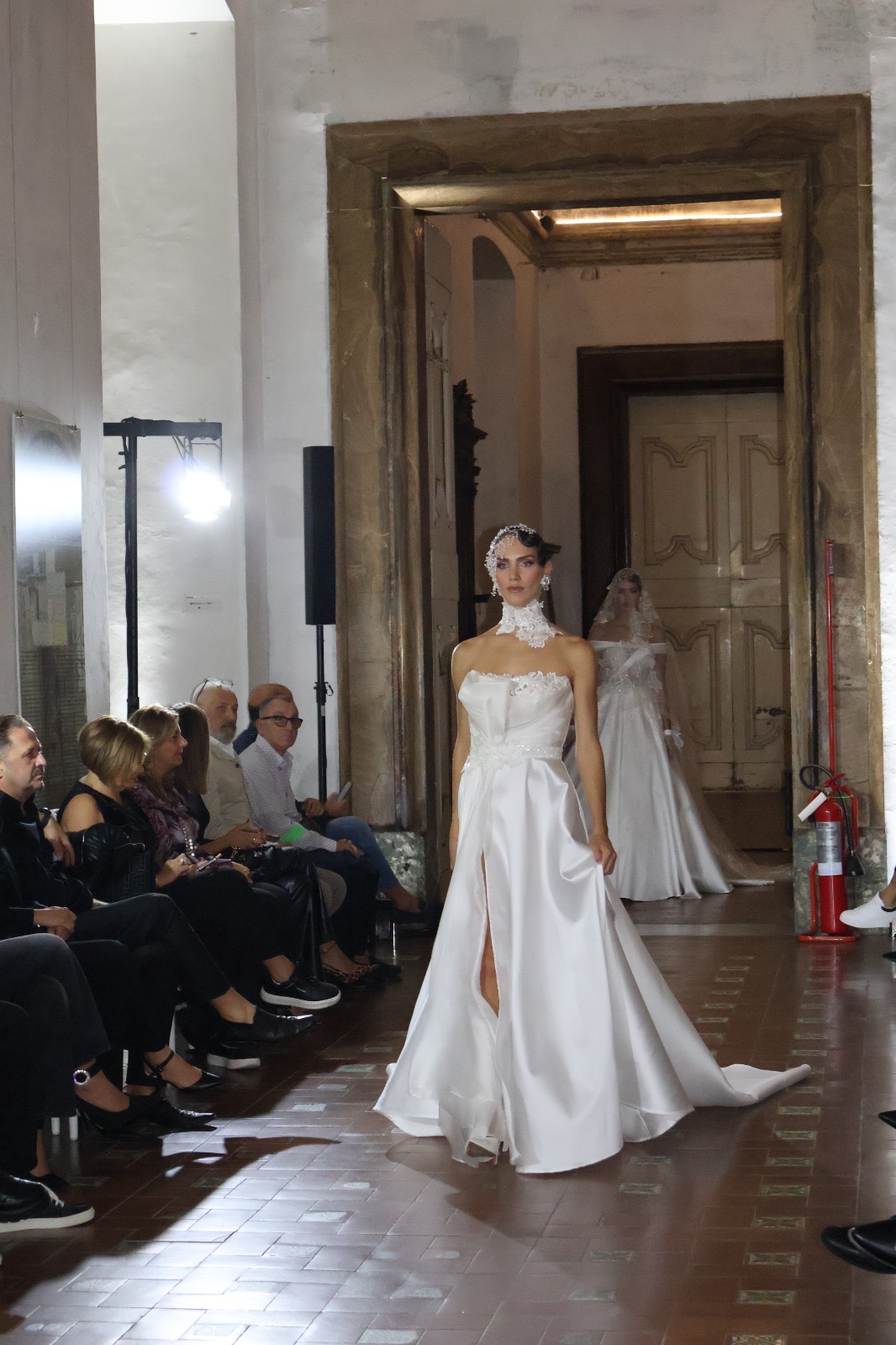 Gianni Molaro presenta Stupor Mundi la nuova collezione sposa 2026 nella suggestiva Reggia di Portici (NA)