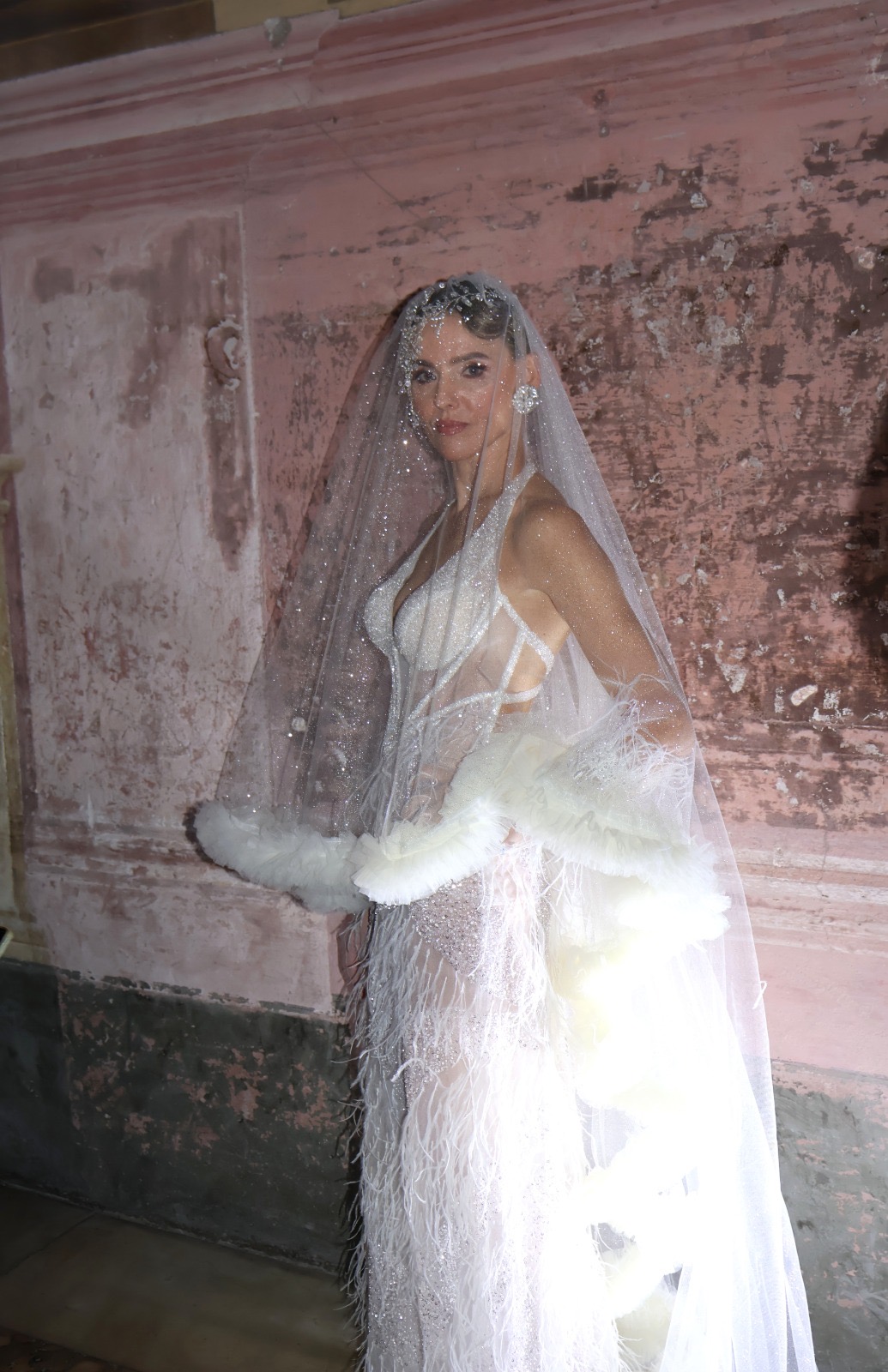 Gianni Molaro presenta Stupor Mundi la nuova collezione sposa 2026 nella suggestiva Reggia di Portici (NA)